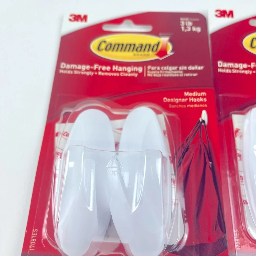 3M Command Brand 2 packs of 2 Medium Designer Hooks with 4 strips Holds 3lbs